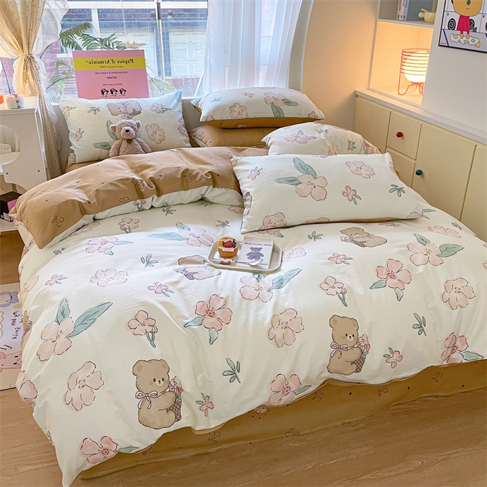 91家纺网 家纺一手货源 找家纺 798家纺 2025新款全棉13070印花四件套 花朵熊