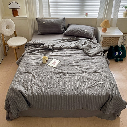 91家纺网 家纺一手货源 找家纺 春光里 2024新款亲肤泡泡纱夏被系列