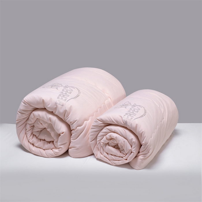 91家纺网 家纺一手货源 找家纺 左右家纺 2024新款千鸟格提花夏被春秋被冬被  粉玉