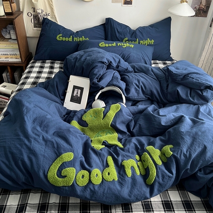 原素2024潮牌同款小熊大版毛巾绣四件套 Good night熊蓝格