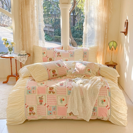 91家纺网 家纺一手货源 找家纺 塔塔 2025新款洛丽塔全棉拼接嵌边打褶四件套 甜心派对