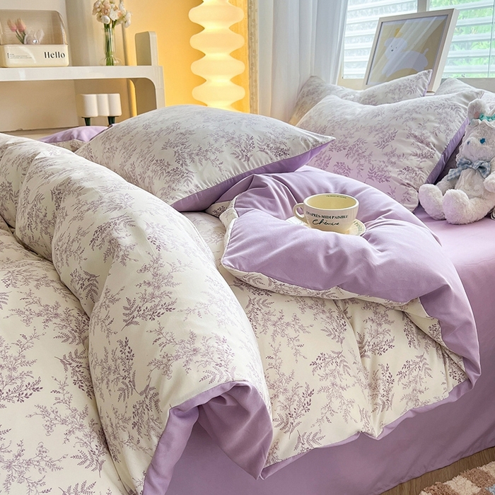 91家纺网 家纺一手货源 找家纺 妖妖家纺 2024新款超柔软糯水洗云朵棉印花四季款四件套 紫烨