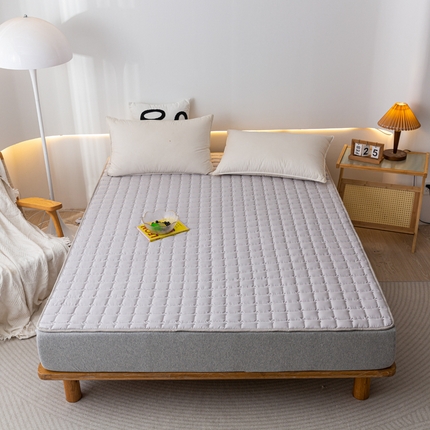 91家纺网 家纺一手货源 找家纺 （总）帕芬鸟  2024新款A类亲肤大豆床护垫保护垫