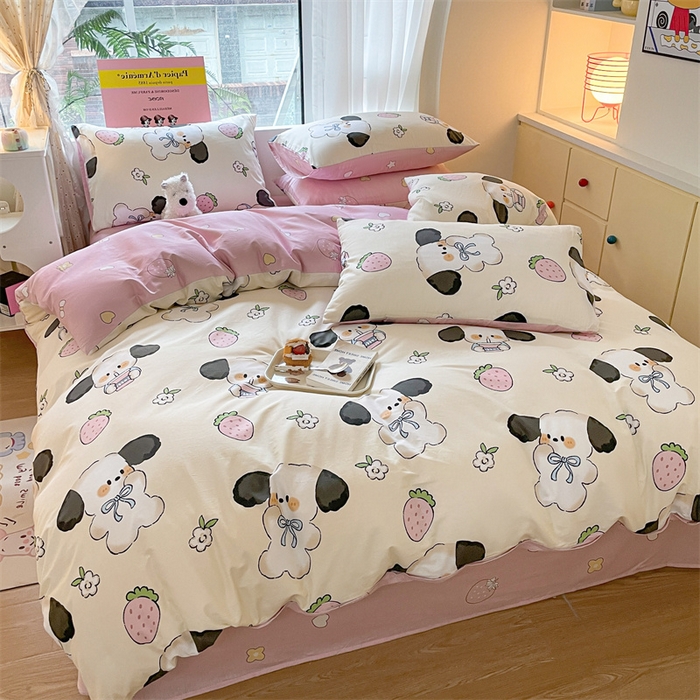 91家纺网 家纺一手货源 找家纺 798家纺 2025新款全棉13070印花四件套 草莓狗