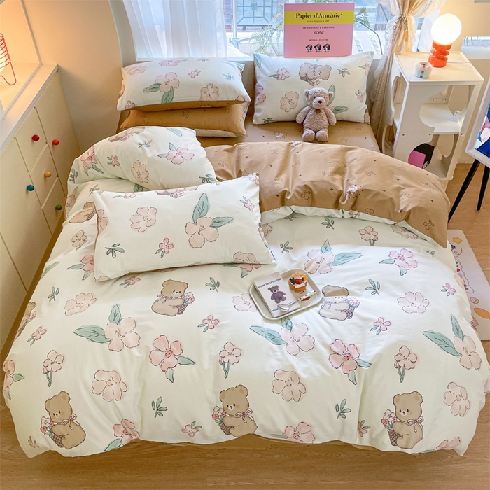 91家纺网 家纺一手货源 找家纺 798家纺 2025新款全棉13070印花四件套 花朵熊