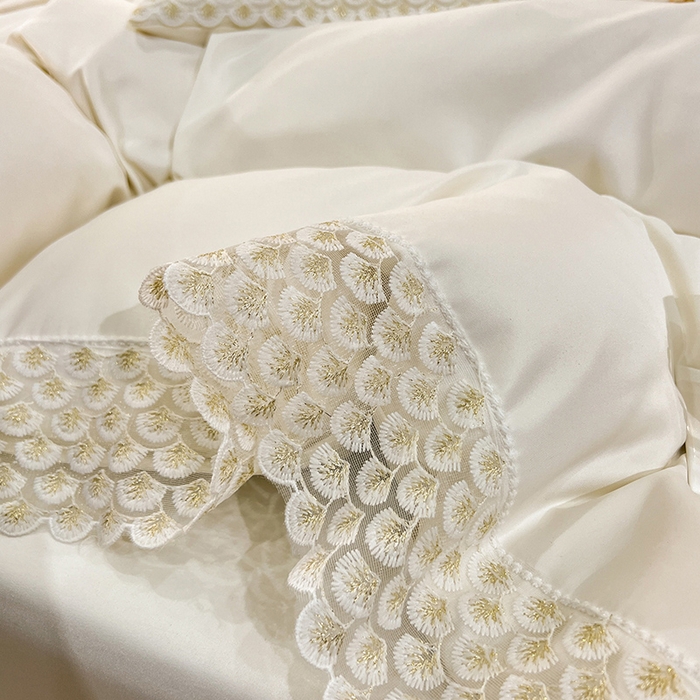 91家纺网 家纺一手货源 找家纺 艾米家居 2025水洗真丝鱼鳞边艾琳系列 艾琳白