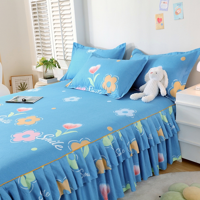 91家纺网 家纺一手货源 找家纺 艾橙 2024新款140克植物羊绒双边单床裙 春晓西岸（蓝）