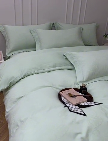 91家纺网 家纺一手货源 找家纺 金艾草 2024新款水洗全棉浮雕提花床盖四件套 罗曼-浅绿