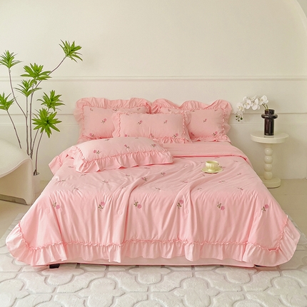 91家纺网 家纺一手货源 找家纺 （总）逸尚阁 2025新款水洗磨毛刺绣花边夏被四件套-初荷