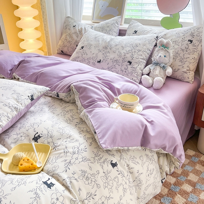 91家纺网 家纺一手货源 找家纺 妖妖家纺 2024新款超柔软糯水洗云朵棉印花四季款四件套 猫咪日记 