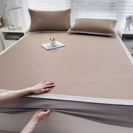 91家纺网 家纺一手货源 找家纺 （总）摩妮卡 2025新款提花凉感雪莲丝凉席三件套床笠床席款