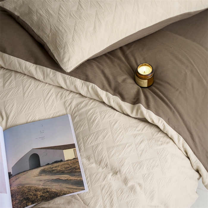 91家纺网 家纺一手货源 找家纺 梦享生活家居 2024新款提花四件套-侘寂风-布洛克米咖