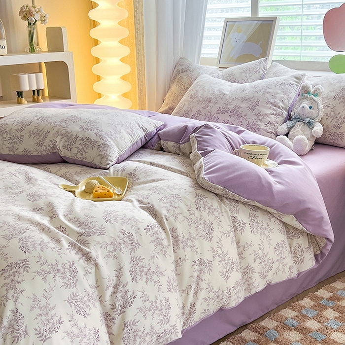 91家纺网 家纺一手货源 找家纺 妖妖家纺 2024新款超柔软糯水洗云朵棉印花四季款四件套 紫烨