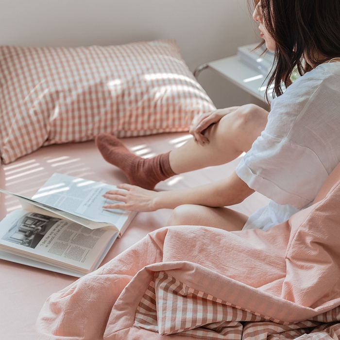 91家纺网 家纺一手货源 找家纺 20%大豆纤维 A类水洗棉夏被四件套夏凉空调被北欧良品 蜜粉小格