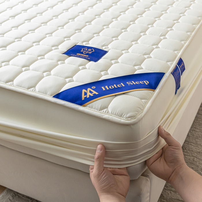 91家纺网 家纺一手货源 找家纺 芬晴家纺   2024新款酒店款夹棉床笠 春华-米白