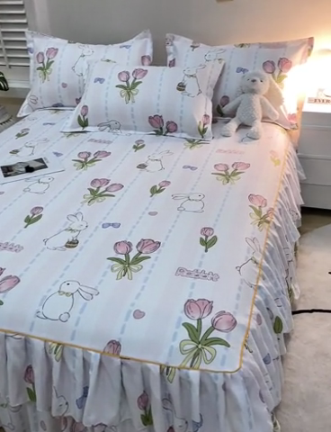 91家纺网 家纺一手货源 找家纺 艾橙 2024新款140克植物羊绒双边单床裙 爱伊菲兔