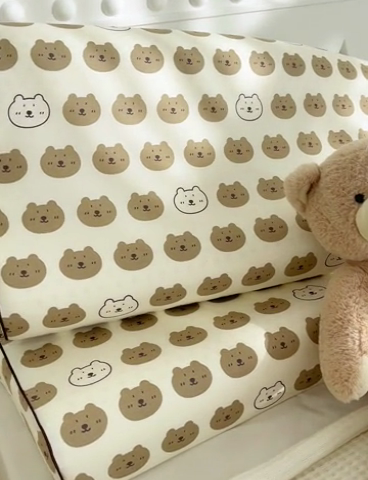 91家纺网 家纺一手货源 找家纺 良佐生活 2024新款全棉贡缎双人乳胶枕枕套 口袋熊