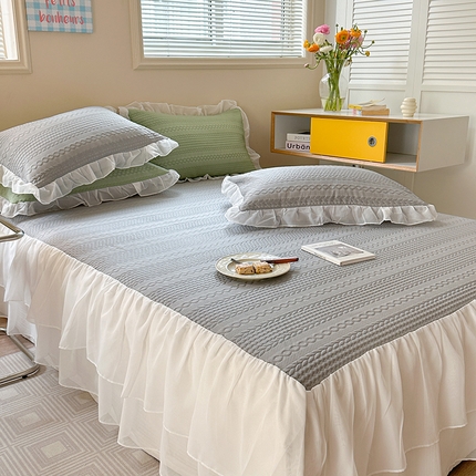 91家纺网 家纺一手货源 找家纺 顾里 2024新款Pe立体凉泡泡床裙冷感席三件套 天空灰