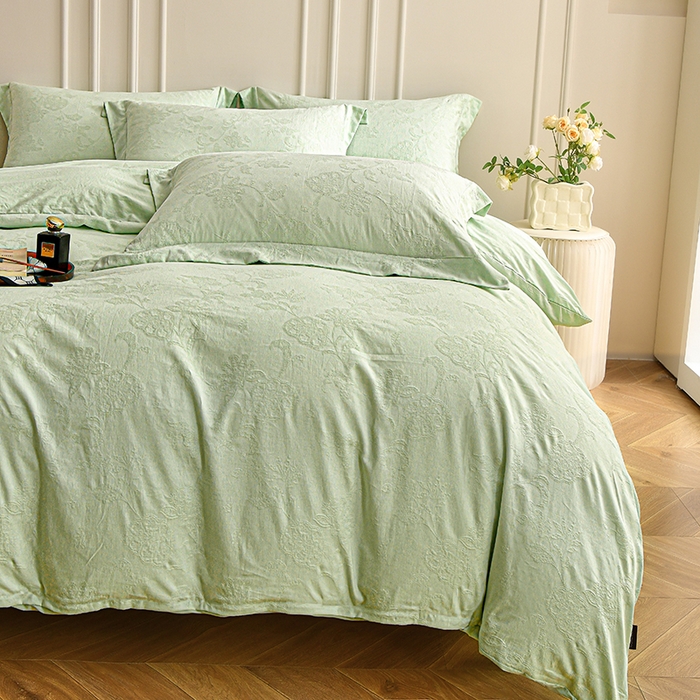 91家纺网 家纺一手货源 找家纺 金艾草 2024新款水洗全棉浮雕提花床盖四件套 罗曼-浅绿