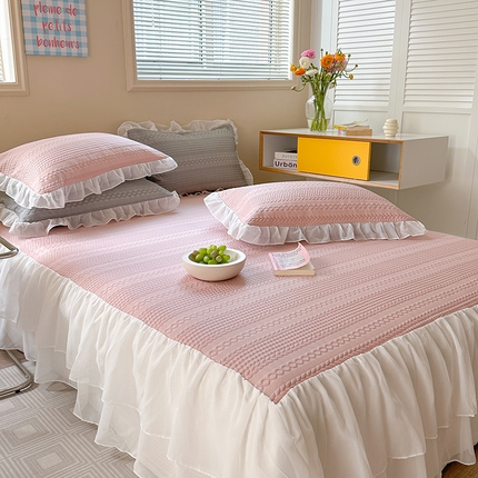 91家纺网 家纺一手货源 找家纺 顾里 2024新款Pe立体凉泡泡床裙冷感席三件套 仙女粉