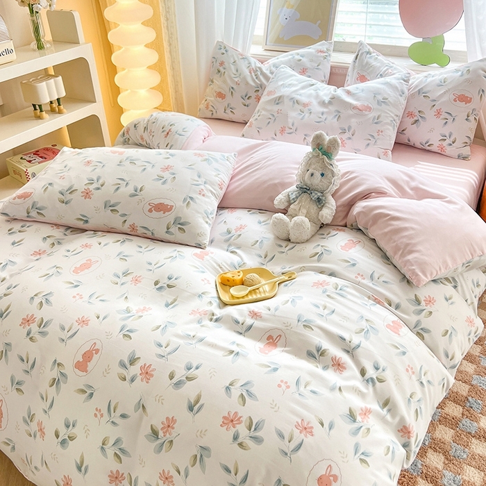 91家纺网 家纺一手货源 找家纺 妖妖家纺 2024新款超柔软糯水洗云朵棉印花四季款四件套 误入花园