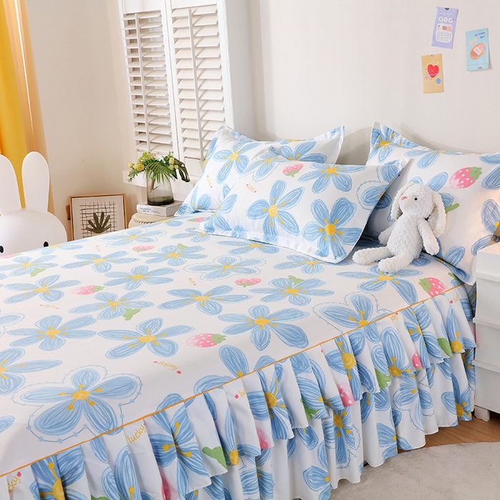 91家纺网 家纺一手货源 找家纺 艾橙 2024新款140克植物羊绒双边单床裙 草莓花海