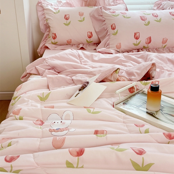 91家纺网 家纺一手货源 找家纺 仟网汇 2024新款韩版糯糯棉花边夏被四件套田园法式 郁金香兔