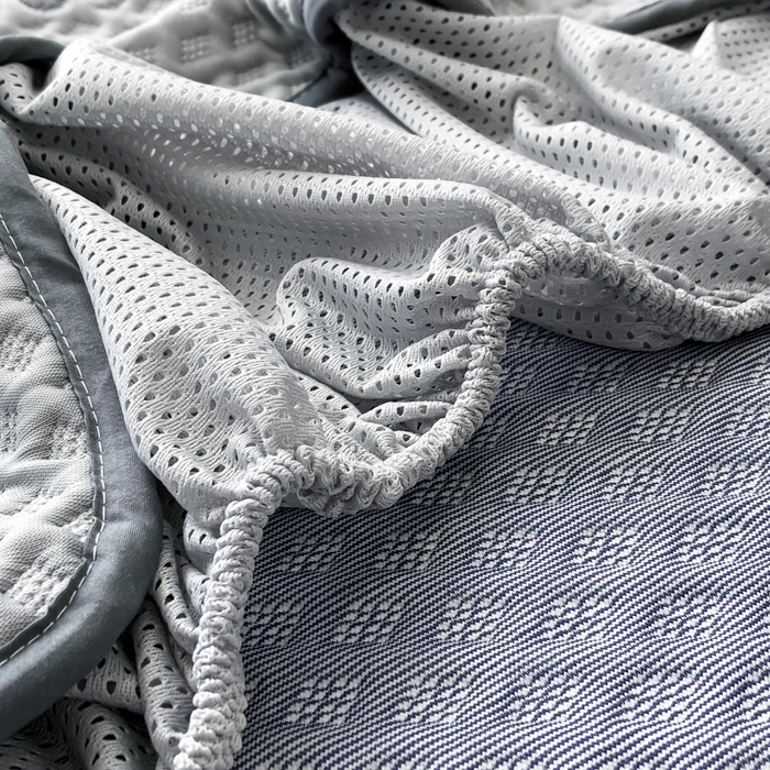 91家纺网 家纺一手货源 找家纺 首尔家纺 2024新款凉豆豆凉席床笠凉感丝凉席大版系列 伊薇-高级灰