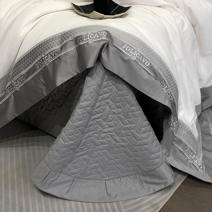 91家纺网 家纺一手货源 找家纺 【2024高端奢品】A类母婴级100支长绒棉四件套重工刺绣轻奢风拼接款澳棉简约床上用品  奥蒂斯-奶昔白