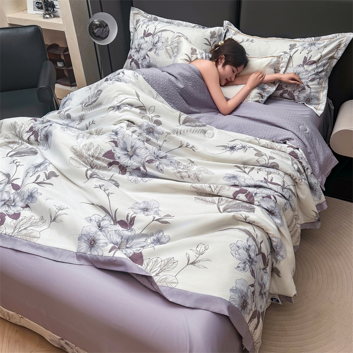 91家纺网 家纺一手货源 找家纺 满羽家纺 2024热款冰丝绸冰豆豆被夏被四件套凉感空调被 满庭芳-兰灰