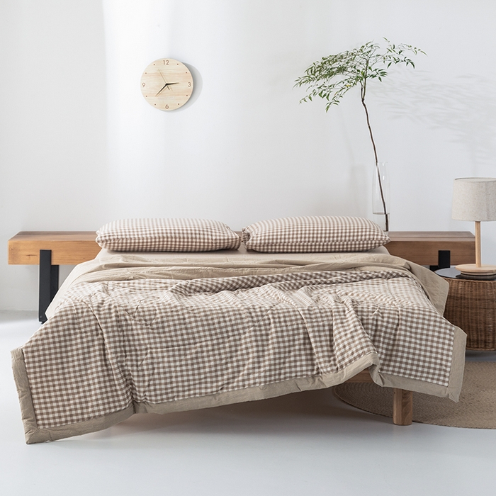 91家纺网 家纺一手货源 找家纺 棉邦 2024新款全棉水洗棉色织夏被四件套 米小格