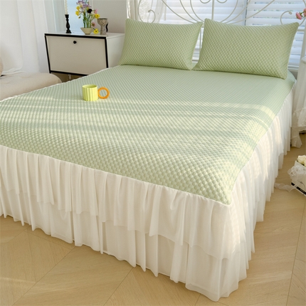 91家纺网 家纺一手货源 找家纺 （总）灰鲸 2025新款A类舒适凉豆豆华夫格床裙款凉席