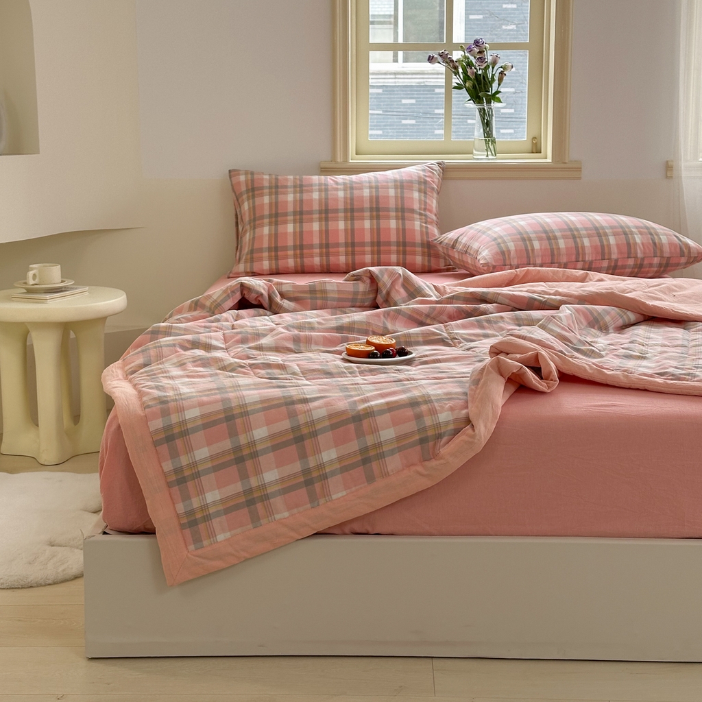 91家纺网 家纺一手货源 找家纺 棉邦 2024新款全棉水洗棉色织夏被四件套 简兮粉