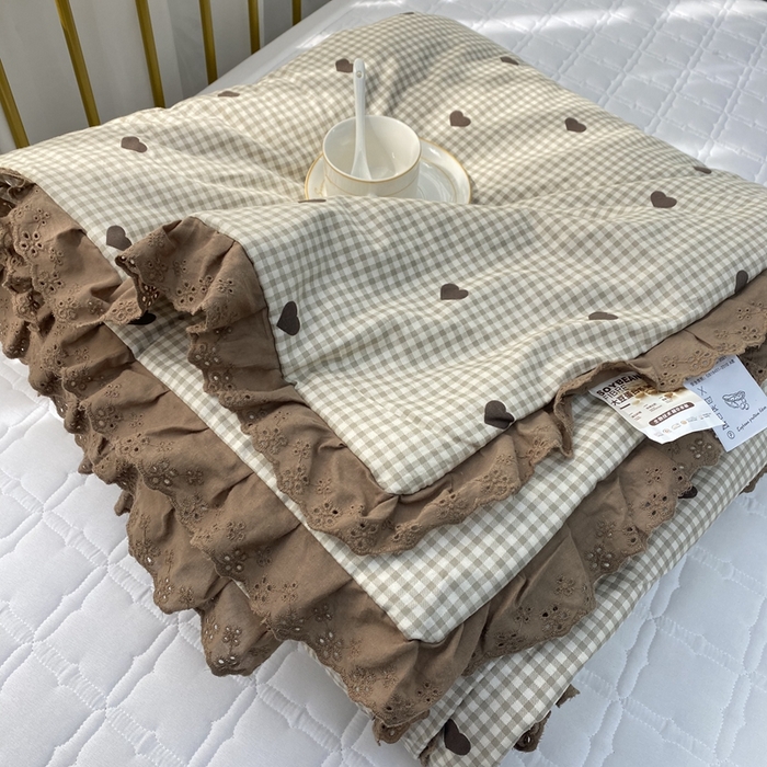 91家纺网 家纺一手货源 找家纺 暖居 2024新款直播全棉夹棉床盖夏被三件套夏凉被 爱心小格子