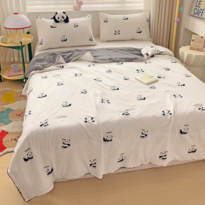 91家纺网 家纺一手货源 找家纺 海岛哥哥 2024新款水洗双层纱超柔单夏被嵌绳款 小熊宝宝