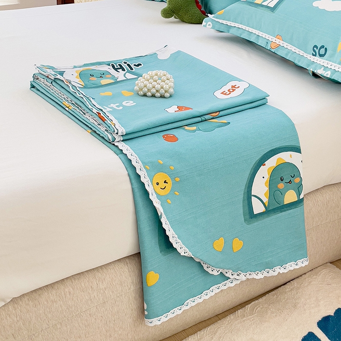 91家纺网 家纺一手货源 找家纺 宜家坊 2024新款鱼骨棉老粗布凉席花边款床单三件套 恐龙日记