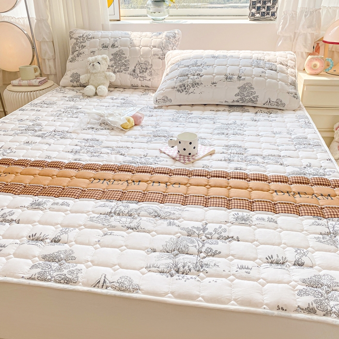 91家纺网 家纺一手货源 找家纺 萌飞2024新款全棉新疆棉花夹棉床垫加厚床褥垫被三件套印花 宁静生活