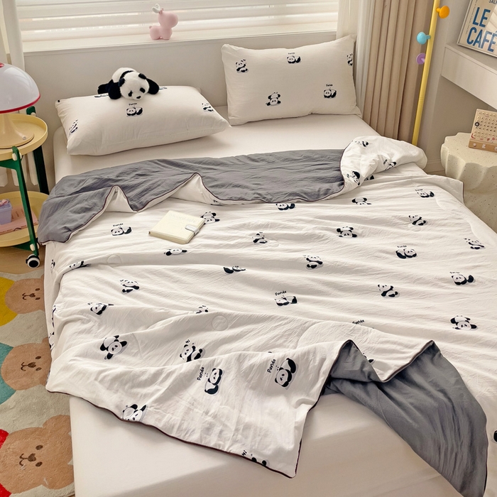 91家纺网 家纺一手货源 找家纺 海岛哥哥 2024新款水洗双层纱超柔单夏被嵌绳款 小熊宝宝