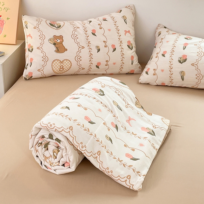 91家纺网 家纺一手货源 找家纺 卡斯诺家纺馆 2025新款水洗云朵棉夏被 （下载包包含买家秀）小熊花园