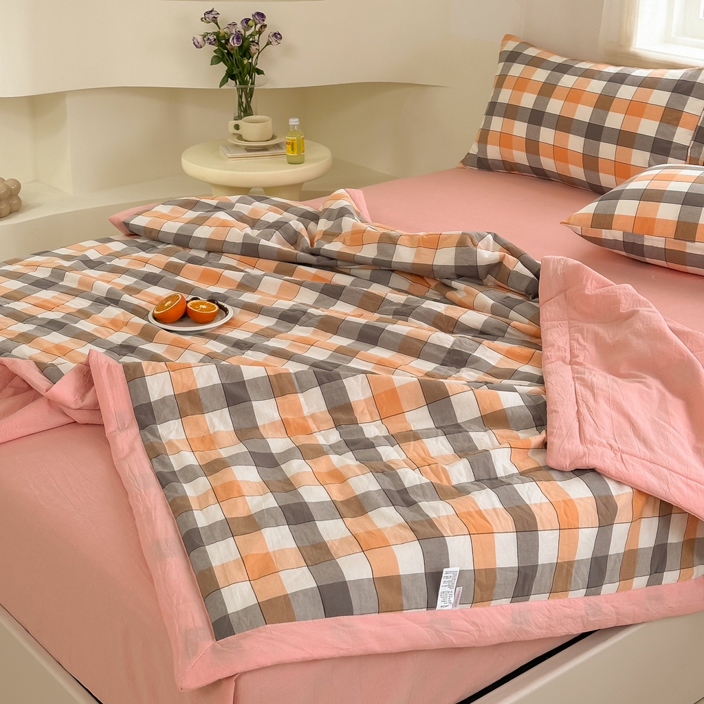 91家纺网 家纺一手货源 找家纺 棉邦 2024新款全棉水洗棉色织夏被四件套 桔方格粉