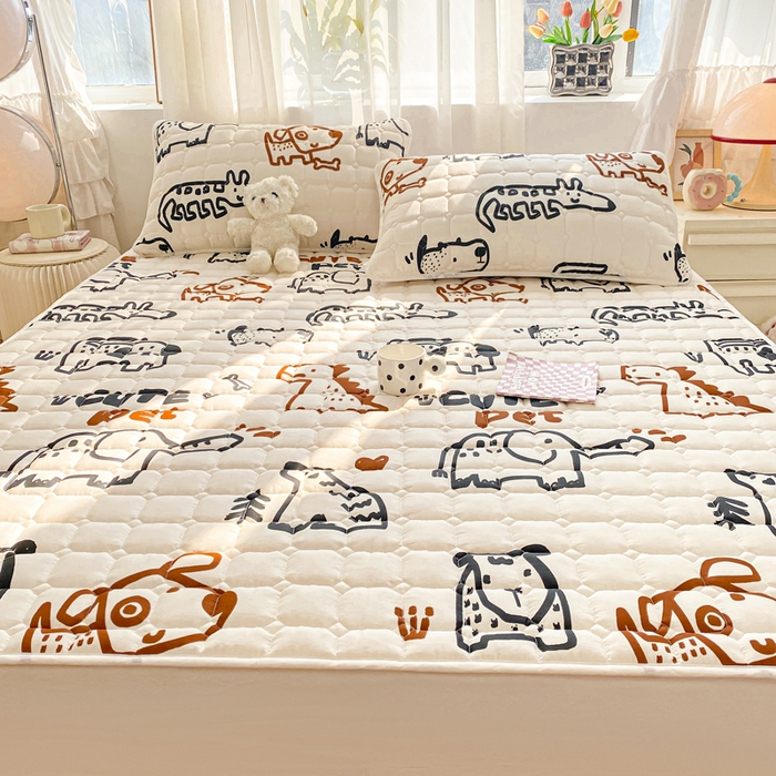 91家纺网 家纺一手货源 找家纺 萌飞2024新款全棉新疆棉花夹棉床垫加厚床褥垫被三件套印花 幼森