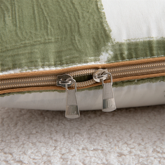 91家纺网 家纺一手货源 找家纺 （总）照世家纺 2025新款全棉印花抗菌棉抱枕被