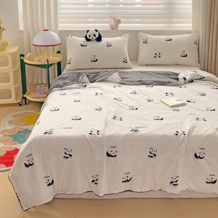 91家纺网 家纺一手货源 找家纺 海岛哥哥 2024新款水洗双层纱超柔单夏被嵌绳款 小熊宝宝