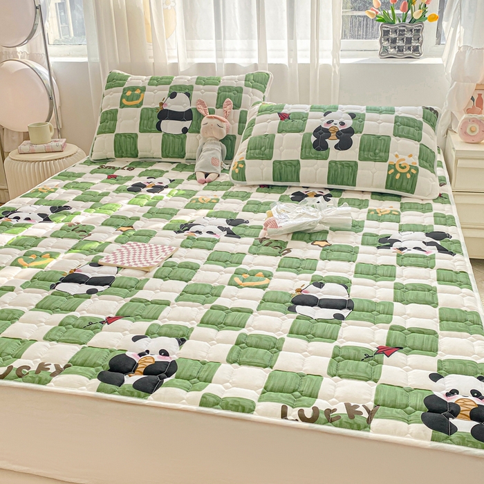 91家纺网 家纺一手货源 找家纺 萌飞2024新款全棉新疆棉花夹棉床垫加厚床褥垫被三件套印花 安逸胖达