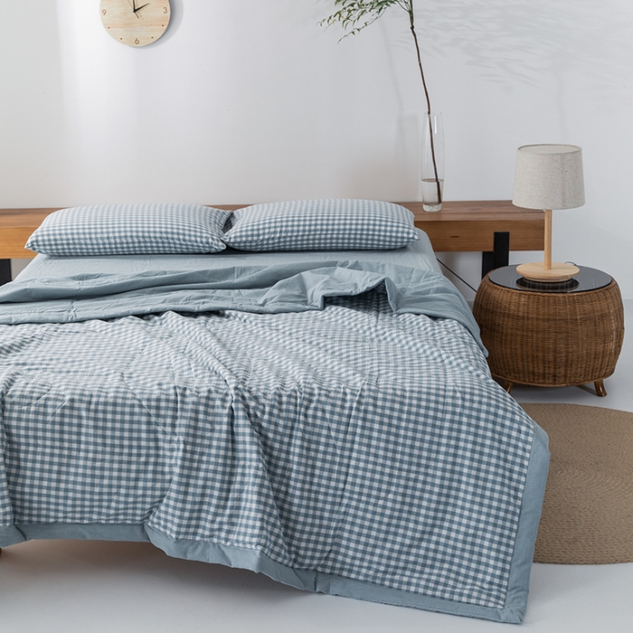 91家纺网 家纺一手货源 找家纺 棉邦 2024新款全棉水洗棉色织夏被四件套 天蓝小格