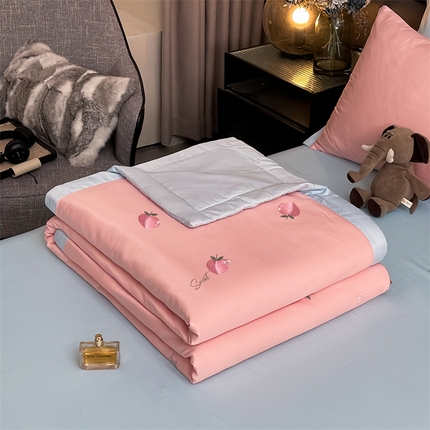 91家纺网 家纺一手货源 找家纺 （总）兄弟坊 2025新款莱赛尔兰精天丝刺绣夏被四件套