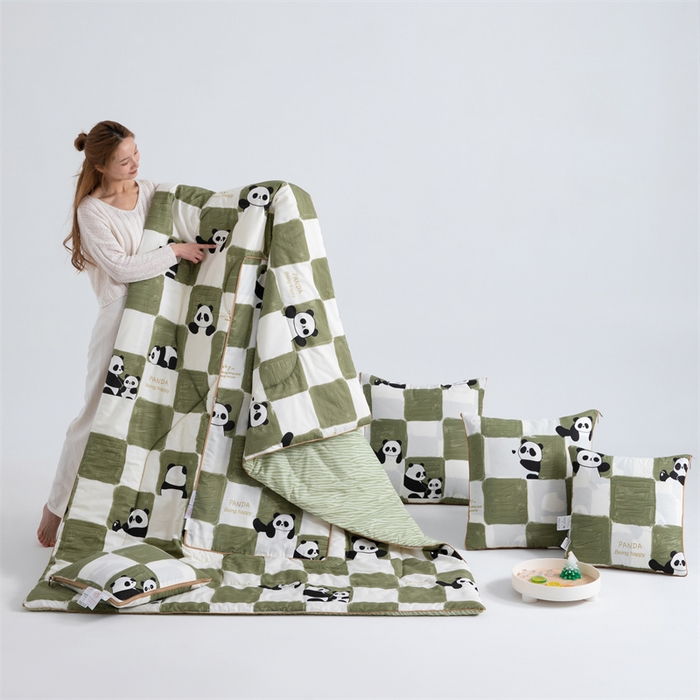 91家纺网 家纺一手货源 找家纺 （总）照世家纺 2025新款全棉印花抗菌棉抱枕被