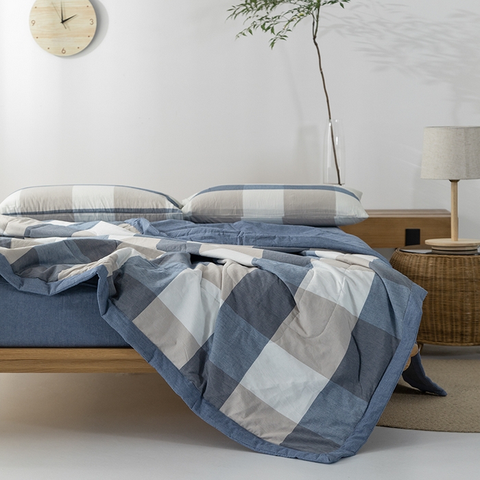 91家纺网 家纺一手货源 找家纺 棉邦 2024新款全棉水洗棉色织夏被四件套 蓝白大格