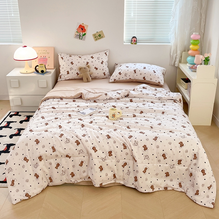 91家纺网 家纺一手货源 找家纺 卡斯诺家纺馆 2025新款水洗云朵棉夏被（下载包包含买家秀） 云朵小熊