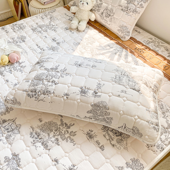 91家纺网 家纺一手货源 找家纺 萌飞2024新款全棉新疆棉花夹棉床垫加厚床褥垫被三件套印花 宁静生活